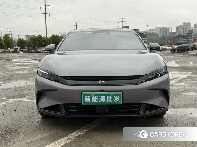 BYD Han DM 2025 Темно-серый из Китая, фото 3
