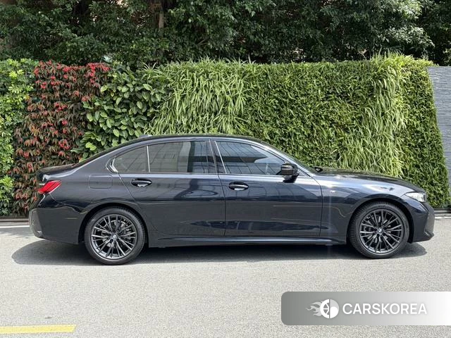 BMW 3 series 2024 Черный из Китая, фото 3