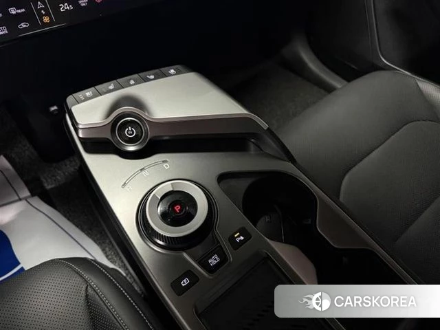 Kia EV6 2023 Белый из Кореи, фото 3