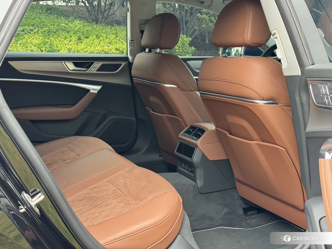 Audi A7L 2024 Черный из Китая, фото 3
