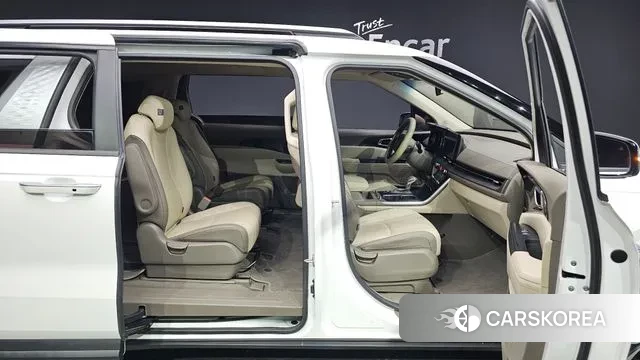 Kia Carnival 4th generation 2021 Белый из Кореи, фото 3