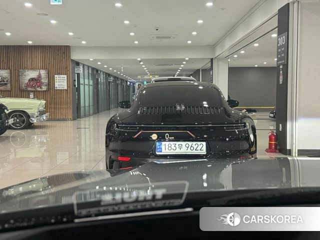 BMW 3 Series (G20) 2024 Светло-серебряный цвет из Кореи, фото 3