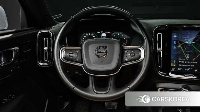 Volvo XC40 2019 Белый из Кореи, фото 3