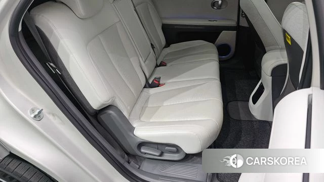 Hyundai Ionic 5 2022 Серебристо-серый из Кореи, фото 3