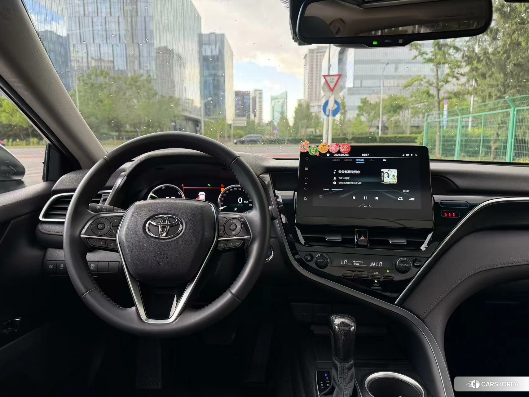 Toyota Camry 2021 Белый из Китая, фото 3