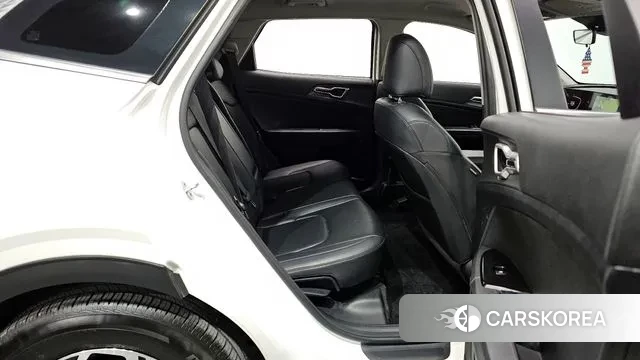 Kia Sportage 5th Generation 2022 Белый из Кореи, фото 3