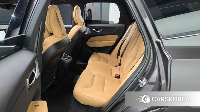 Volvo XC60 second Generation 2023 Серый из Кореи, фото 3