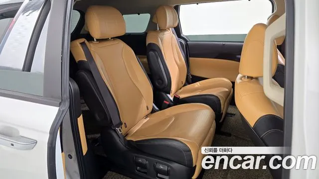 Kia Carnival 4th generation id 2412300 из Кореи 3