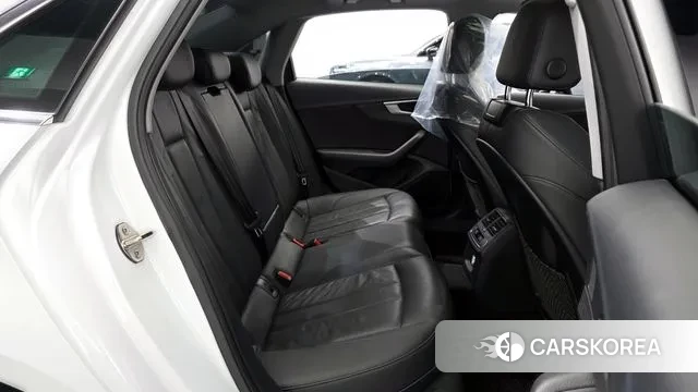 Audi A4 (B9) 2018 Белый из Кореи, фото 3