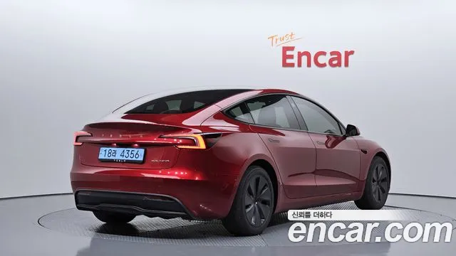 Tesla Model 3 2024 Красный из Кореи, фото 3