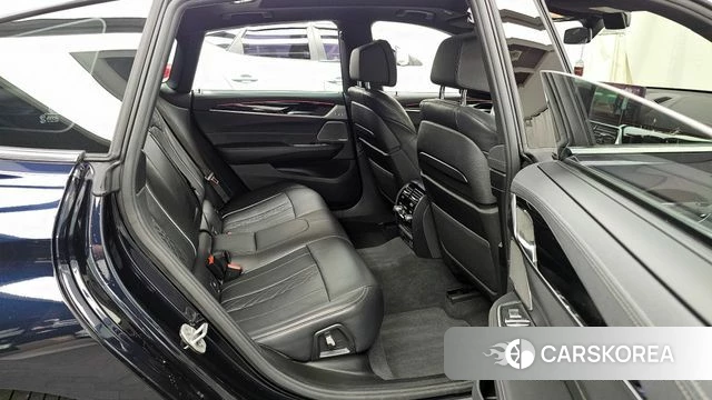 BMW 6 Series GT (G32) 2023 Черный из Кореи, фото 3