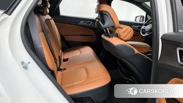 Kia Sportage 5th Generation Hybrid 2022 Белый из Кореи, фото 3