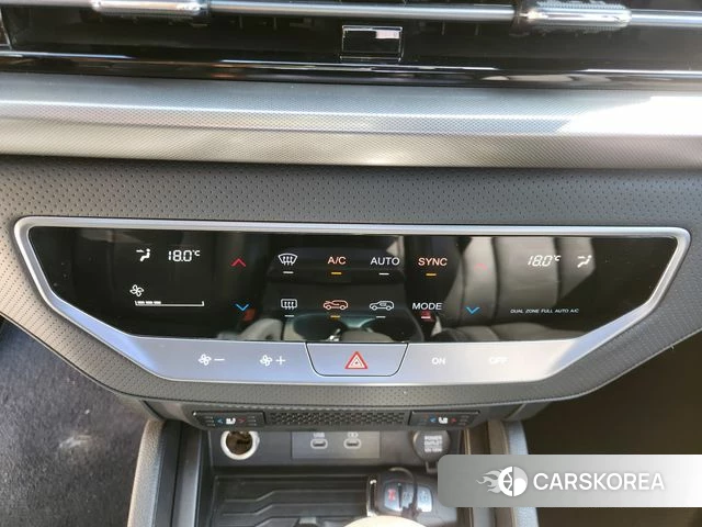 Ssangyong The New Rexton Sports Cannes 2024 Жемчужный цвет из Кореи, фото 3