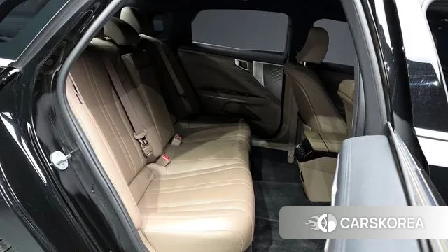 Kia K8 2022 Черный из Кореи, фото 3