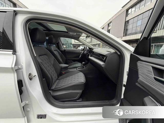 Volkswagen Sagitar 2023 Белый из Китая, фото 3
