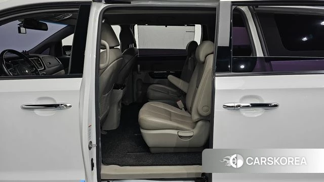 Kia The New Carnival 2018 Белый из Кореи, фото 3