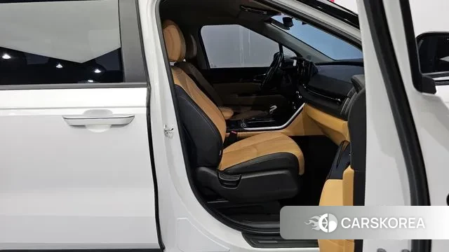 Kia Carnival 4th generation 2021 Белый из Кореи, фото 3