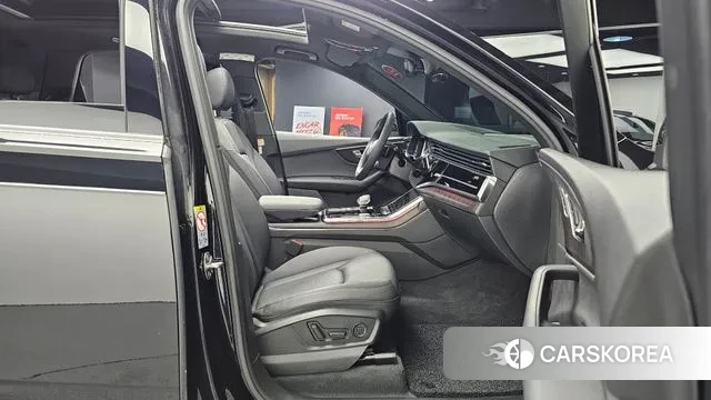 Audi Q7 (4M) 2022 Черный из Кореи, фото 3