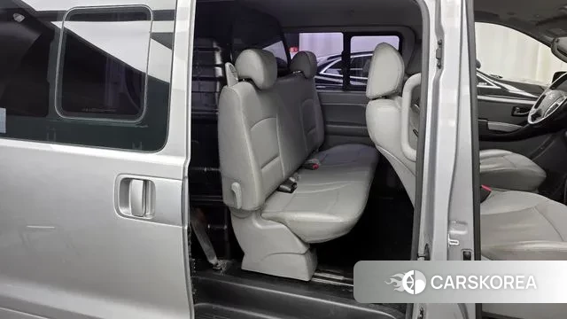 Hyundai The New Grand Starex 2018 Серебристо-серый из Кореи, фото 3