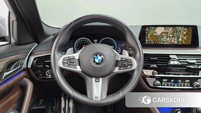 BMW 5 Series (G30) 2019 Серый из Кореи, фото 3