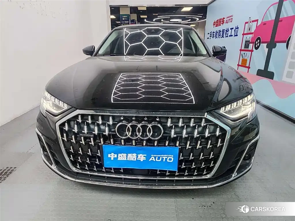 Audi A8 2023 Черный из Китая, фото 3