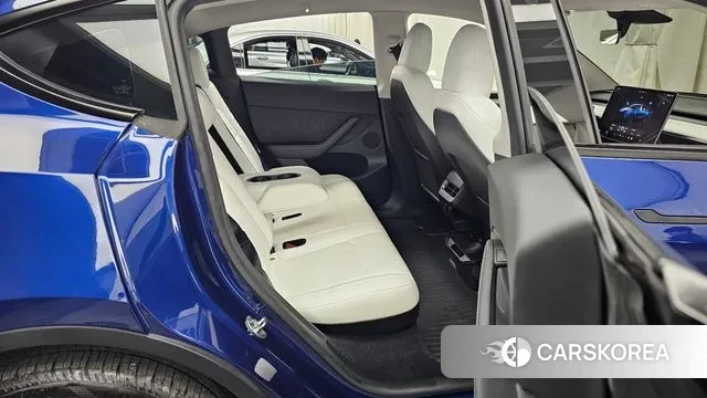 Tesla Model Y 2023 Синий из Кореи, фото 3