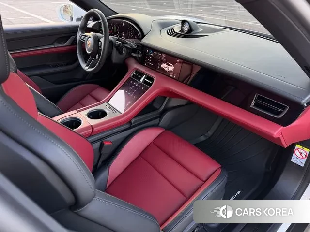 Porsche Taycan 2025 Белый из Кореи, фото 3