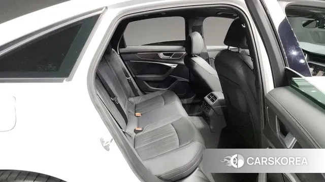 Audi A6 (C8) 2022 Белый из Кореи, фото 3