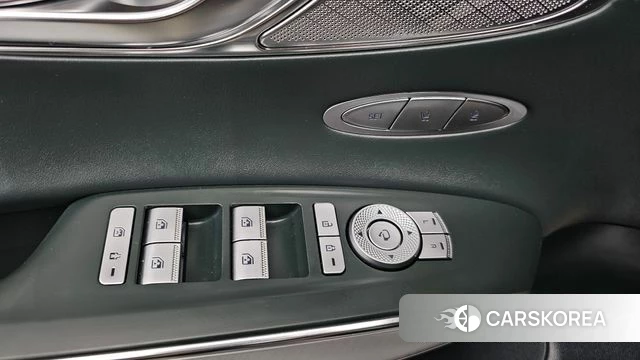 Genesis GV70 2021 Белый из Кореи, фото 3
