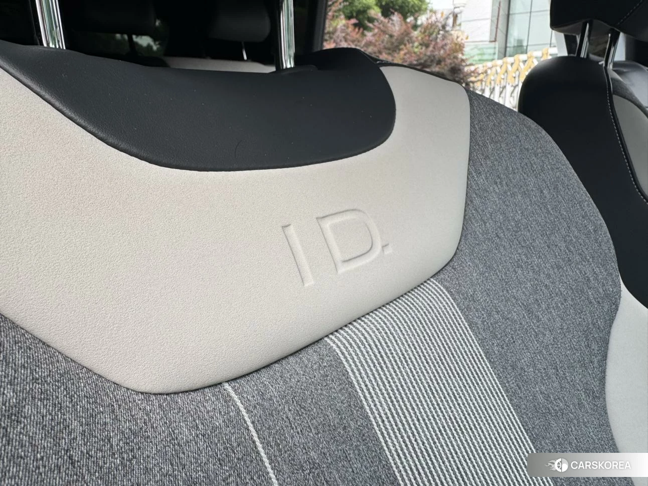 Volkswagen ID.4 CROZZ 2023 Белый из Китая, фото 3