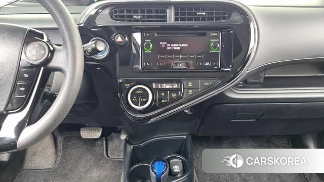 Toyota Prius C 2019 Белый из Кореи, фото 3