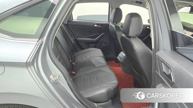 Volkswagen 7th Generation of Jetta 2020 Серебристо-серый из Кореи, фото 3