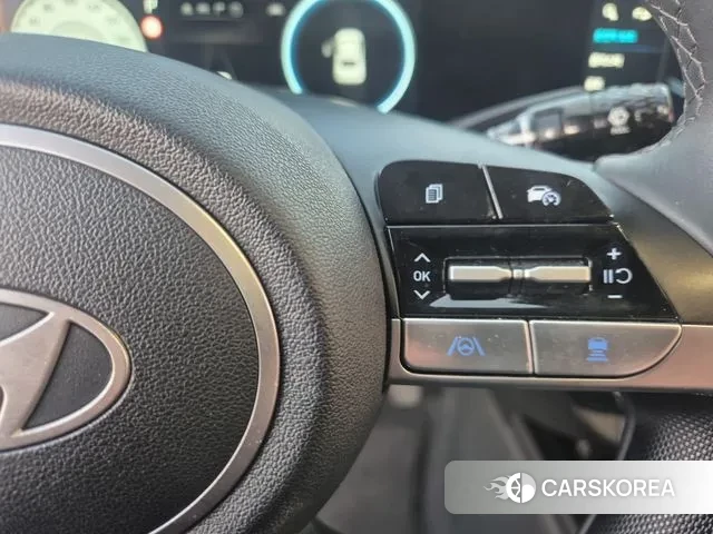 Hyundai The New Avante (CN7) 2024 Белый из Кореи, фото 3