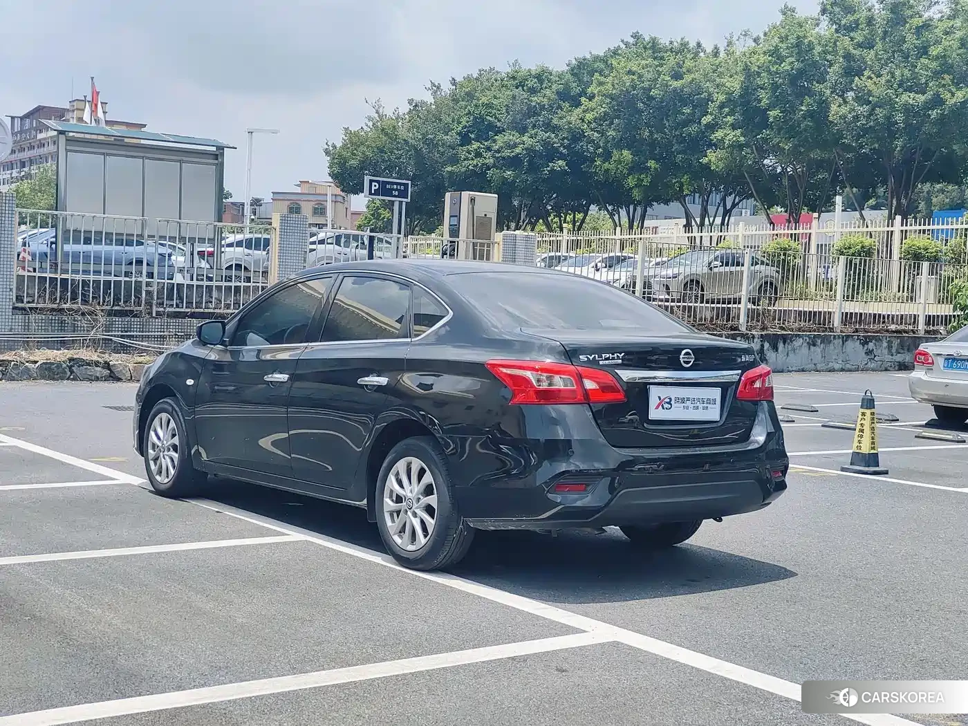 Nissan Sylphy 2025 Черный из Китая, фото 3