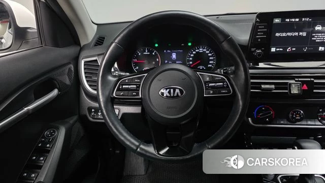 Kia Seltos 2019 Белый из Кореи, фото 3