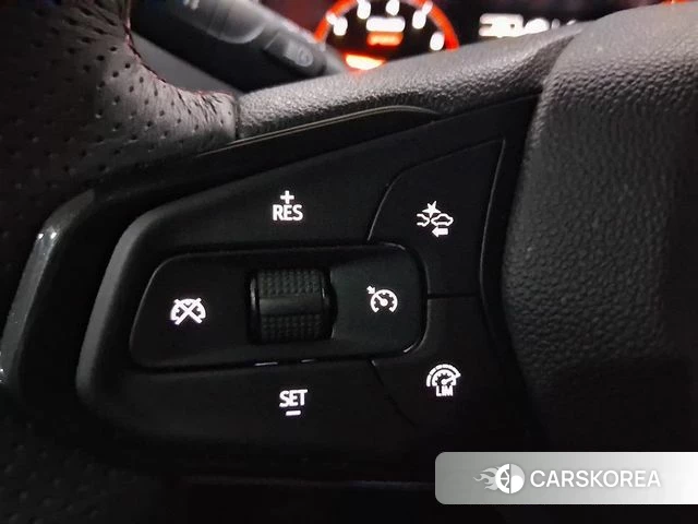 Chevrolet (GM Daewoo) Trailblazer 2023 Серый из Кореи, фото 3