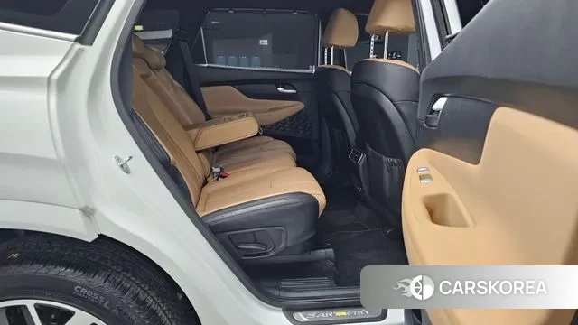 Hyundai The New Santa Fe 2023 Белый из Кореи, фото 3