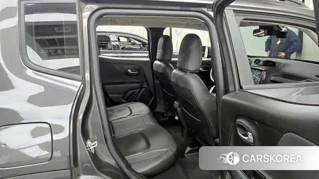 Jeep Renegade 2021 Серый из Кореи, фото 3