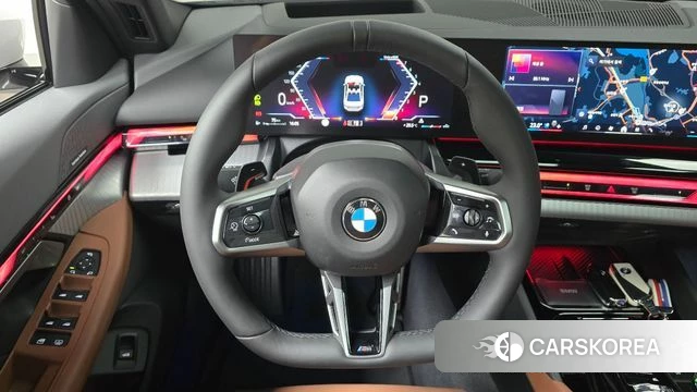 BMW 5 Series (G60) 2025 Белый из Кореи, фото 3