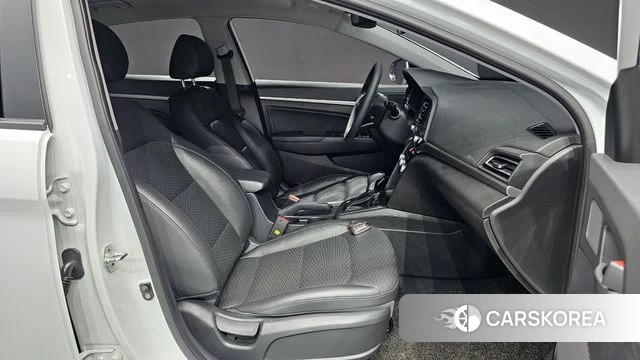 Hyundai The New Avante AD 2018 Белый из Кореи, фото 3