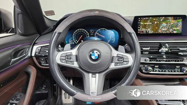 BMW 5 Series (G30) 2019 Черный из Кореи, фото 3