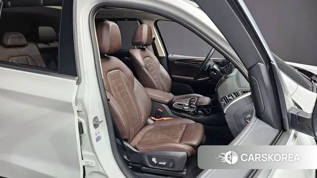 BMW X3 (G01) 2021 Белый из Кореи, фото 3