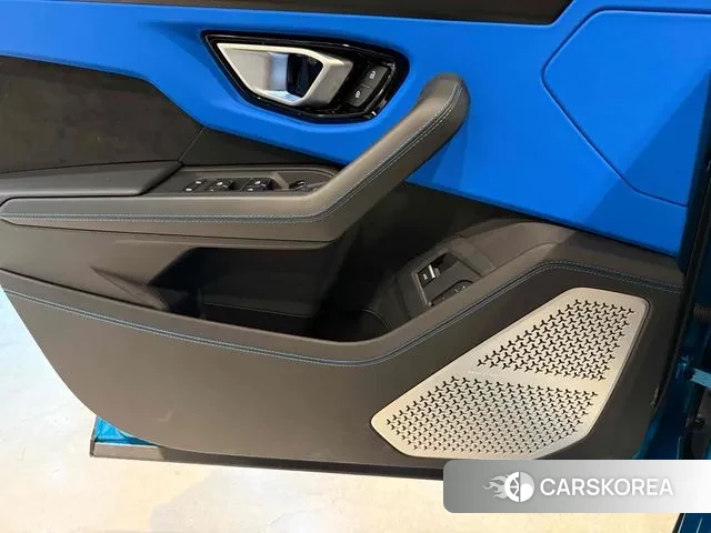 Lamborghini Urus 2024 Синий из Кореи, фото 3