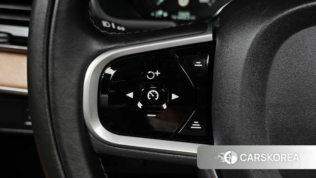Volvo XC90 second Generation 2018 Белый из Кореи, фото 3