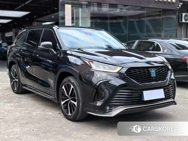 Toyota Crown Lufang 2022 Черный из Китая, фото 3