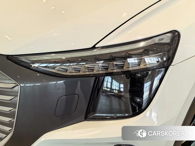 Audi Q5 e-tron 2023 Белый из Китая, фото 3