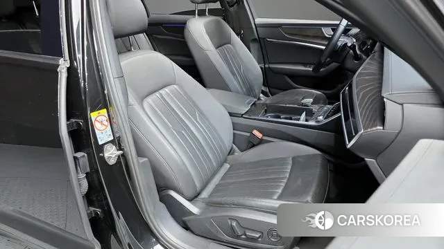 Audi A6 (C8) 2020 Черный из Кореи, фото 3