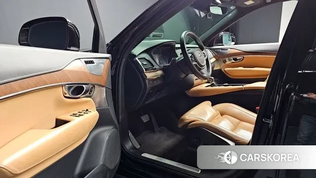 Volvo XC90 second Generation 2019 Черный из Кореи, фото 3