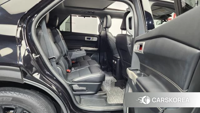 Ford Explorer 6th Generation 2021 Черный из Кореи, фото 3