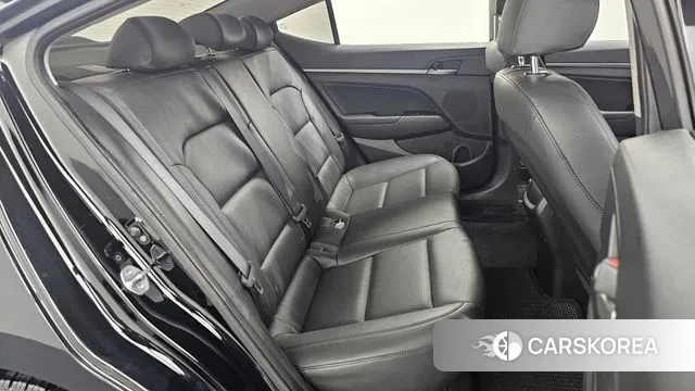 Hyundai Avante AD 2018 Черный из Кореи, фото 3